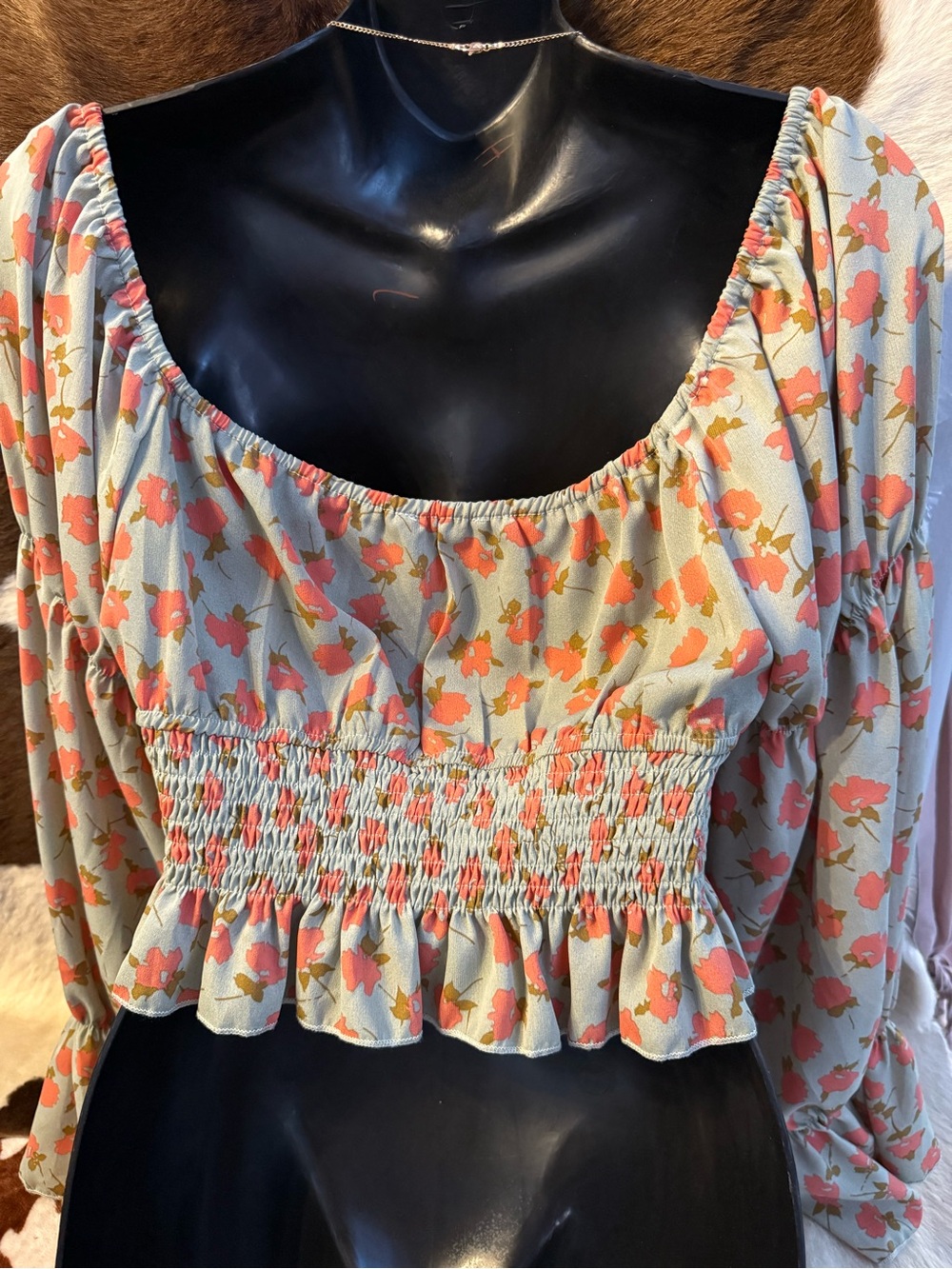 SHEIN Sage Crop Top with Coral Floral Print - Picture 2 of 5